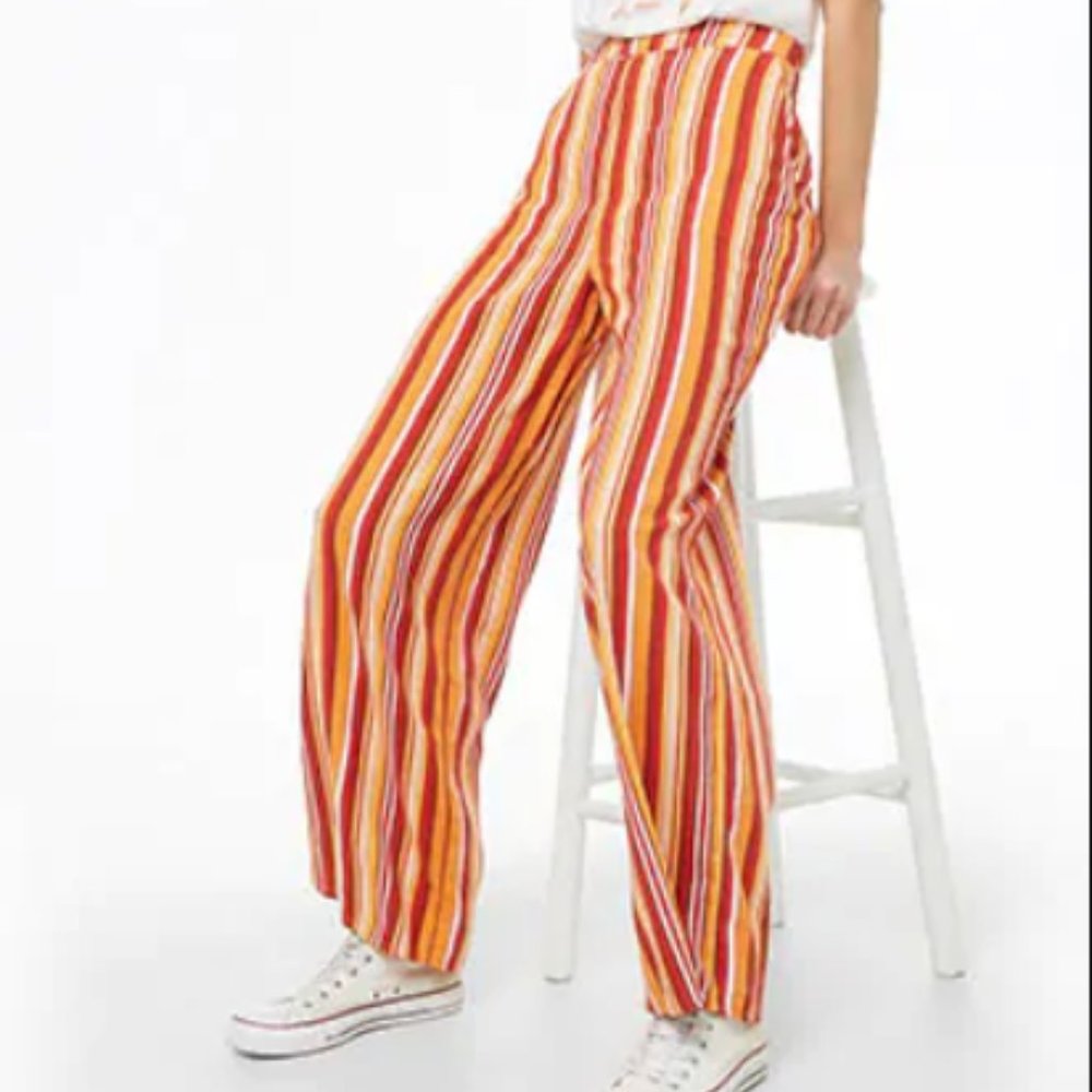 NWT Striped Wide-Leg Pants